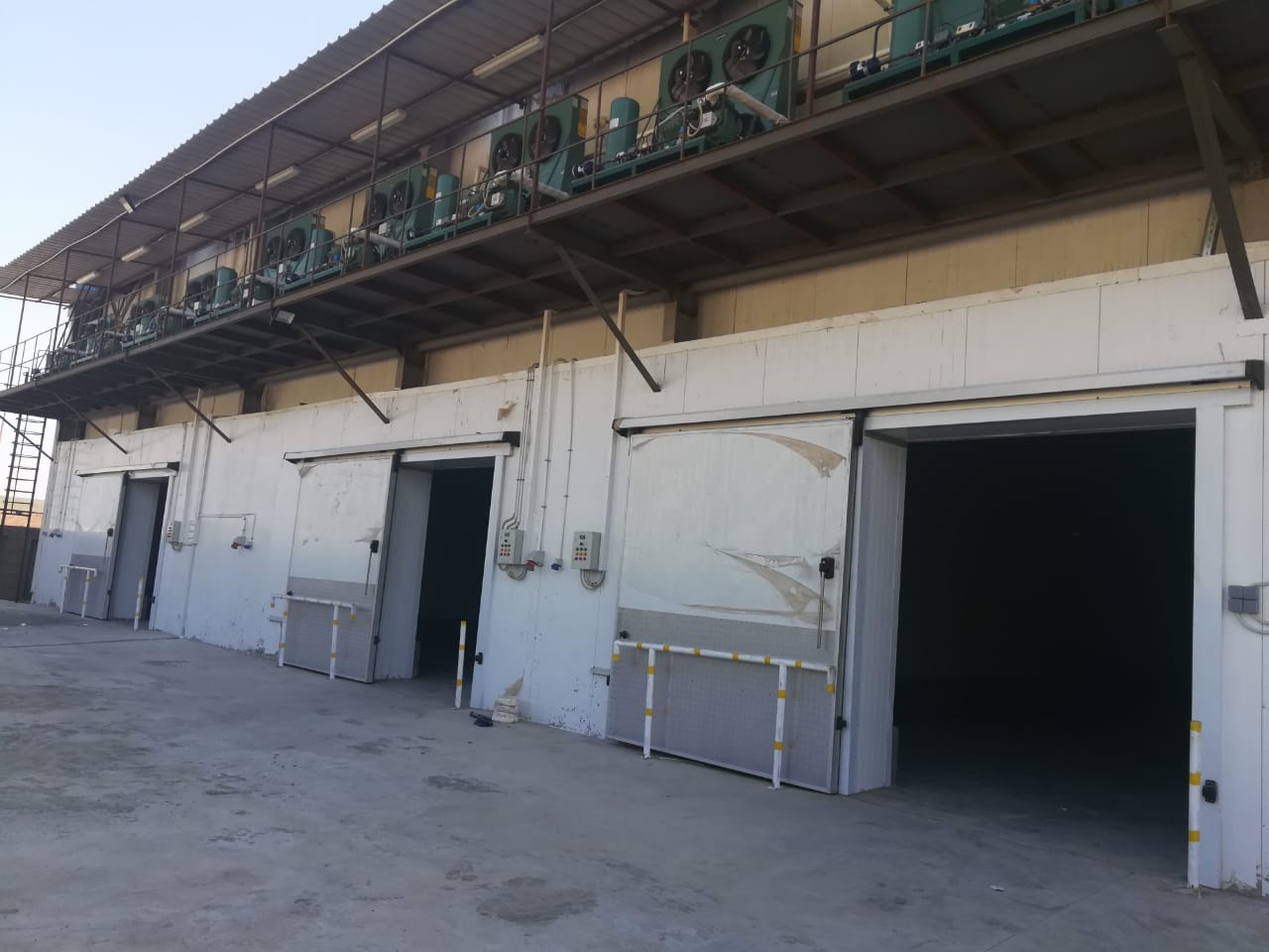 إصلاح وصيانه مخازن وغرف التبريد والتجميد